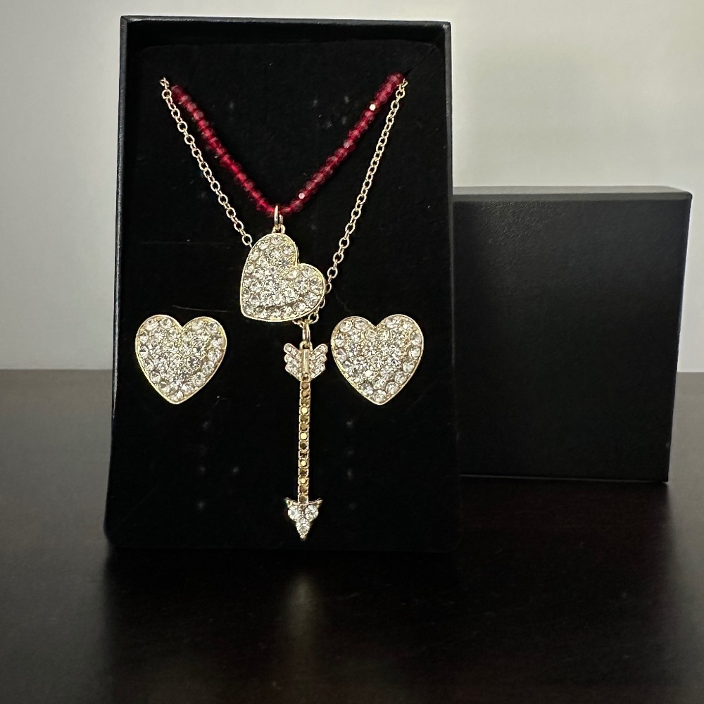Heidi Daus Anniversary Collection 3pc Heart / Arrow Necklace Stud Earrings Set